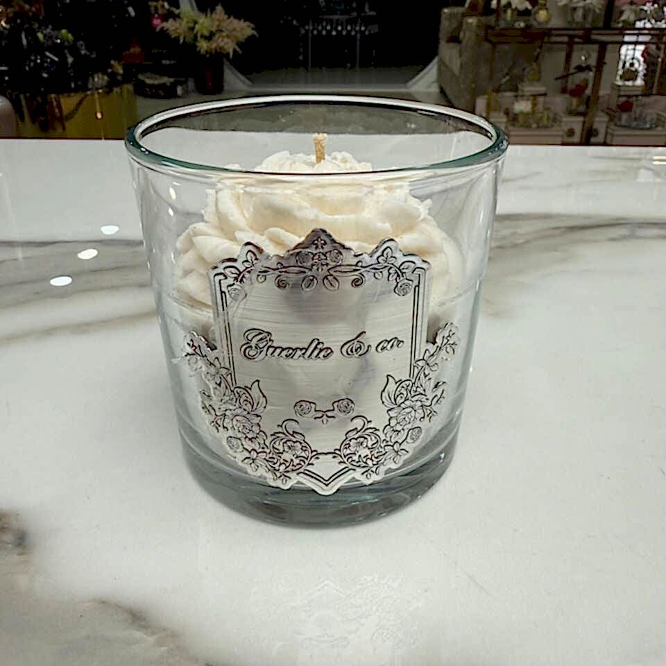 Guerlie&co. Şakayık Mum Gümüş Medium